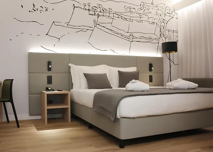 Hotel barato: Hotel Lara